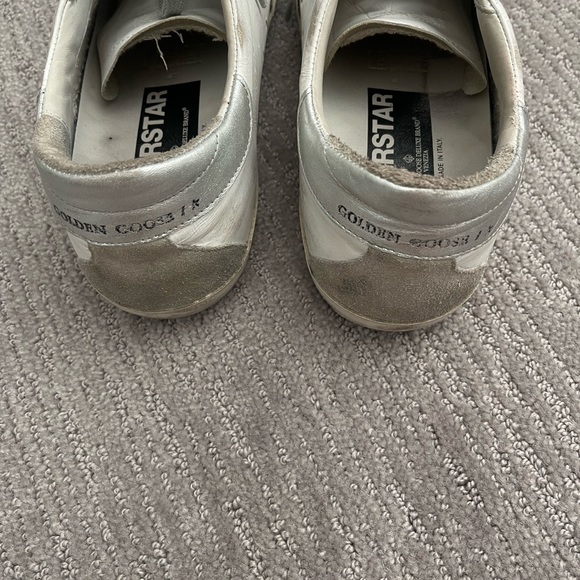 Golden Goose Sneakers LIKE NEW - Picture 3 of 4